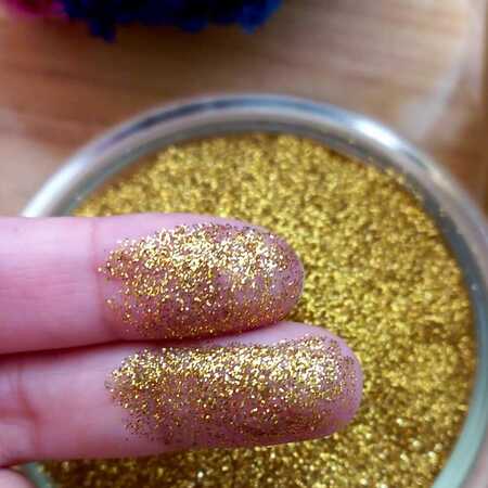 imagem Glitter Fino Dourado - 10 gramas